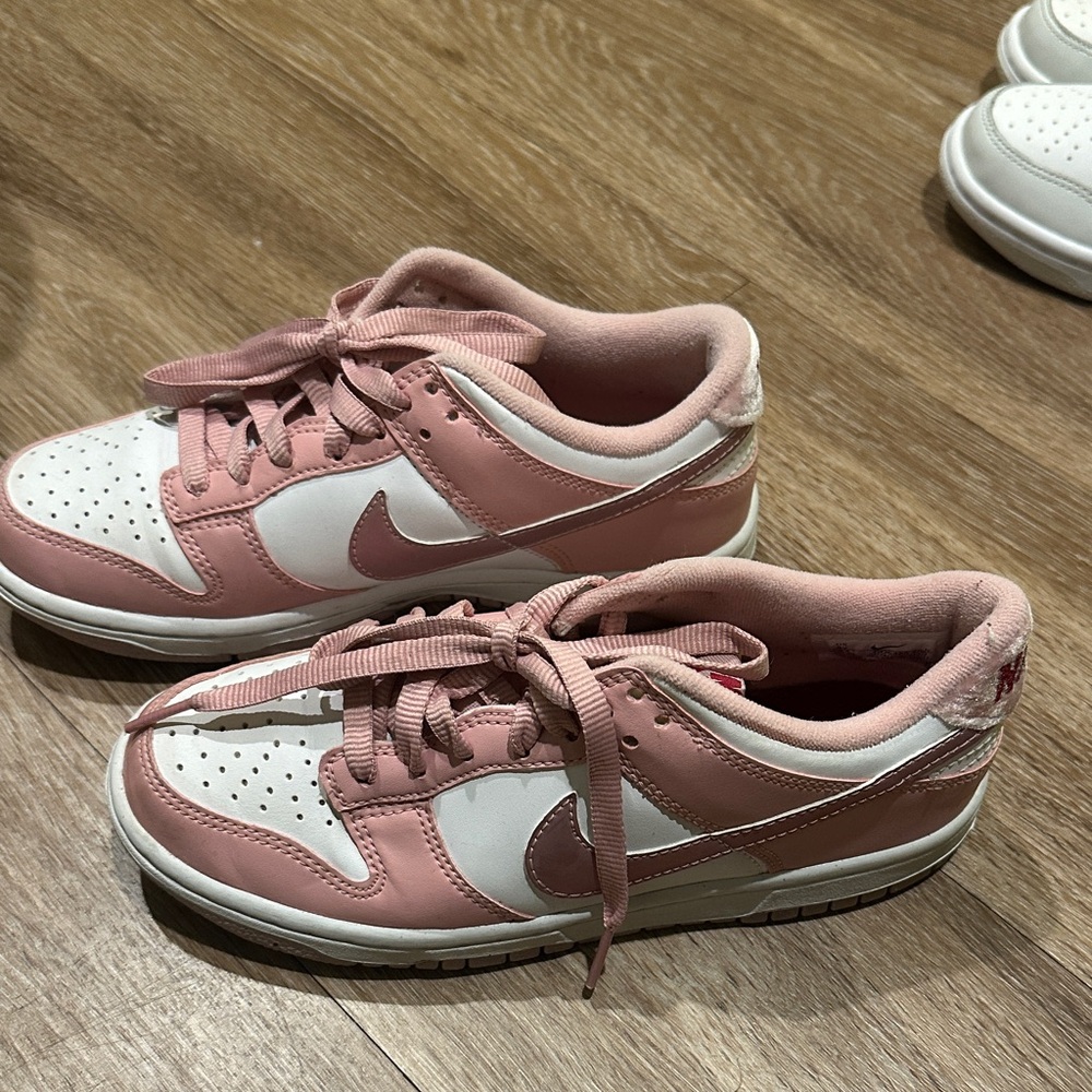 Nike Women's Pink and White Sneakers
